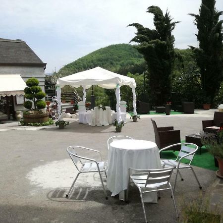Hotel Il Volturino Calvello Extérieur photo