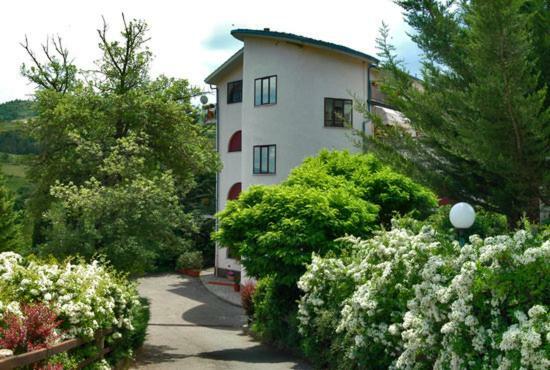 Hotel Il Volturino Calvello Extérieur photo